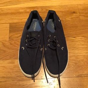 Boys Sperry shoes